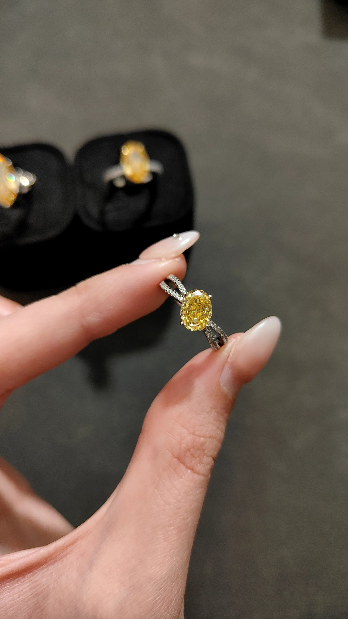 Sweet Ice Flower Yellow Diamond Ribbon