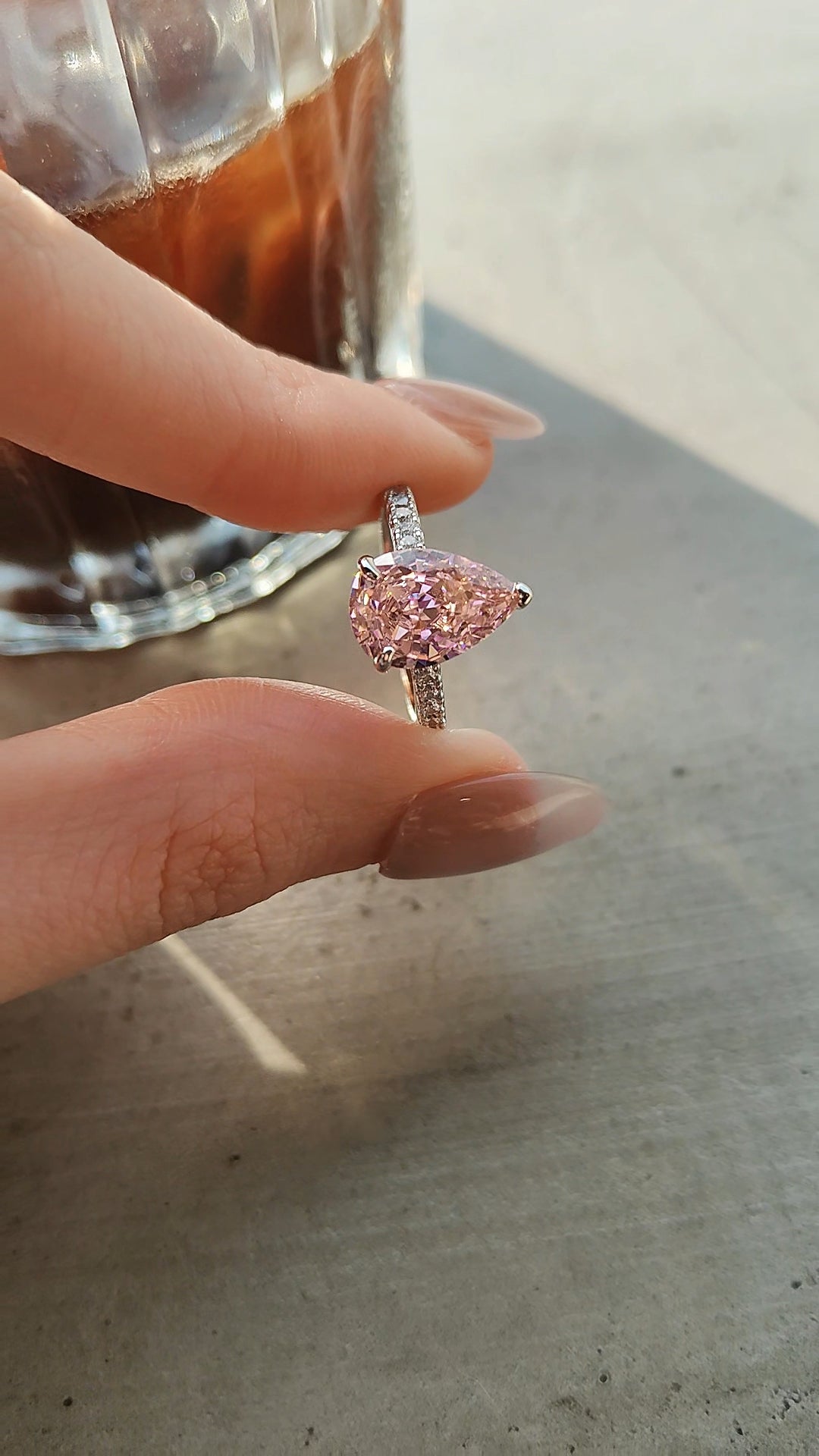 梨形少女粉鑽戒