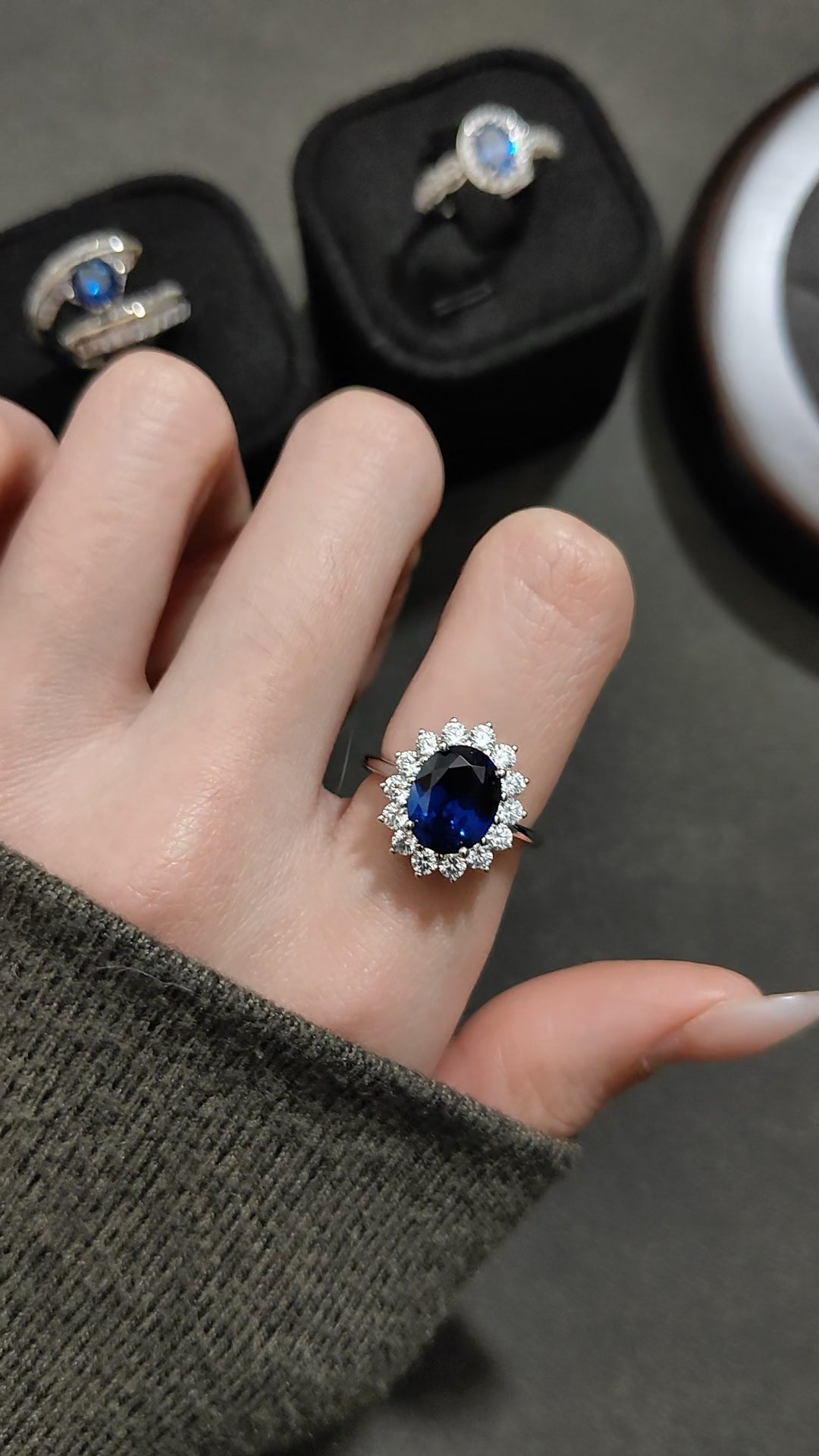 Classic Princess Diana sapphire diamond ring