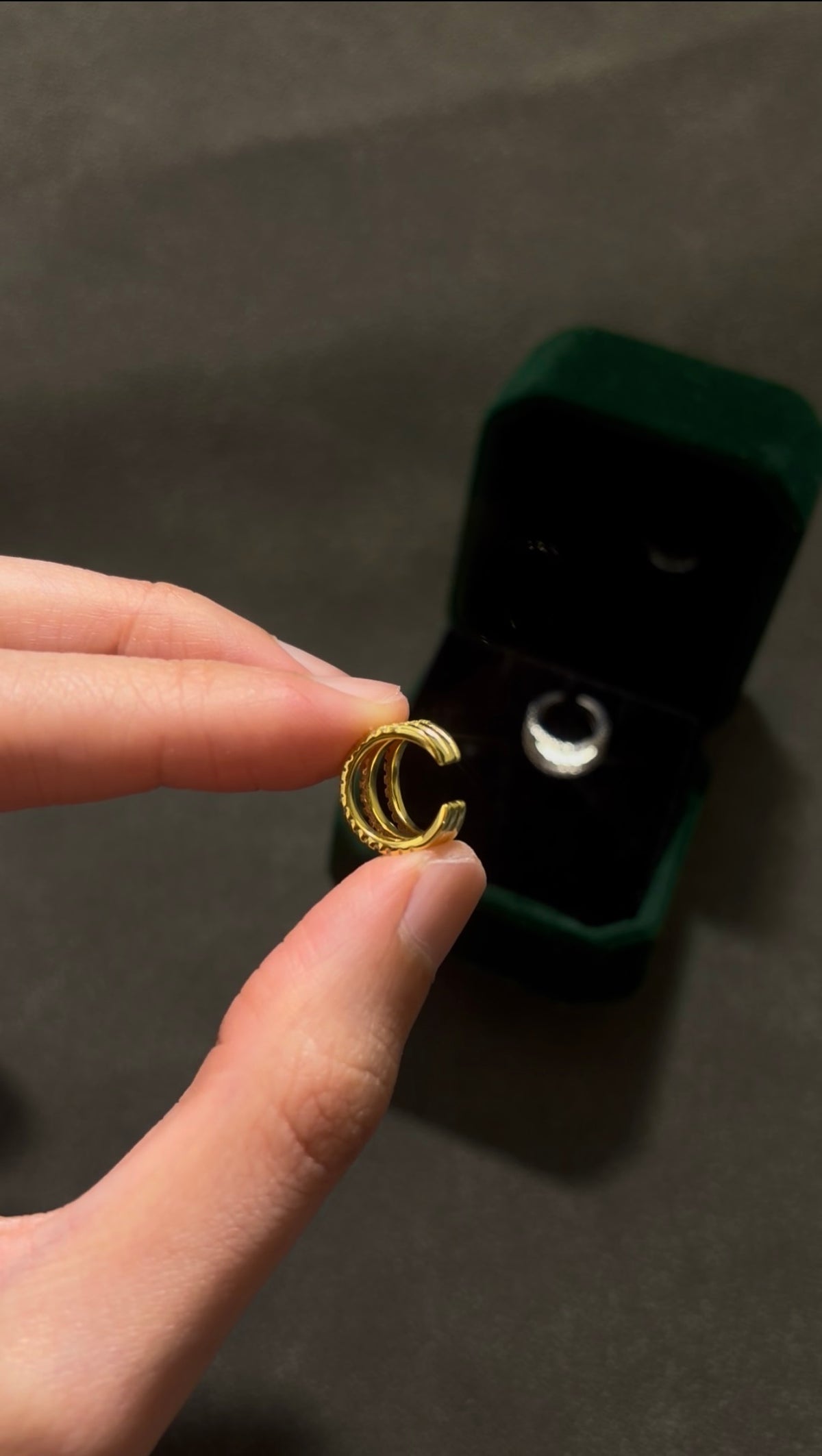 星軌細鑽耳扣 金色
