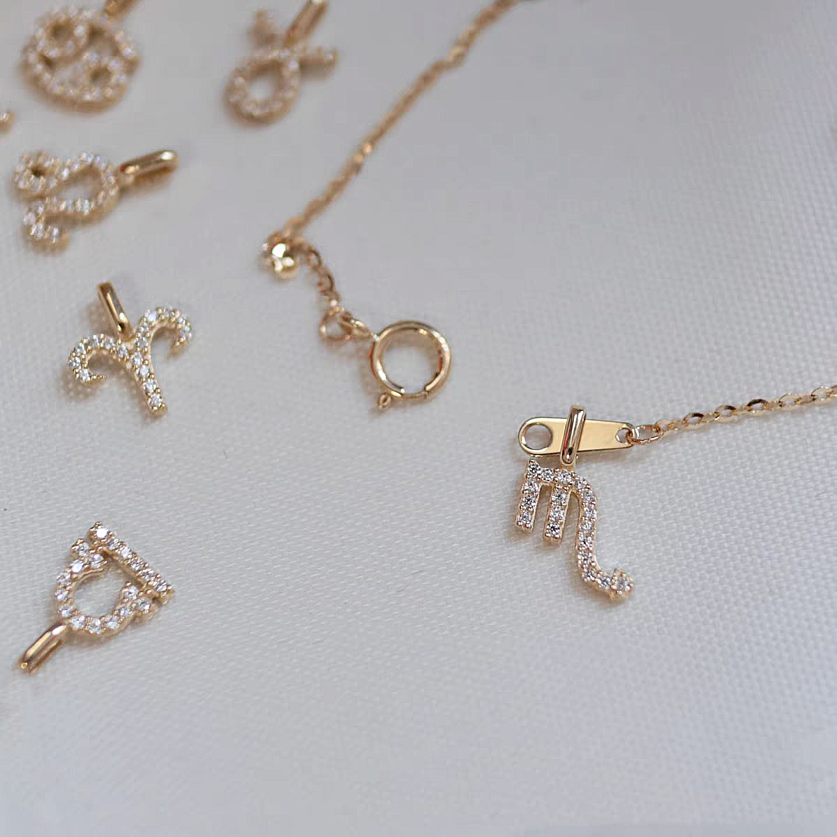 {Haute couture pure gold} 9K gold constellation necklace