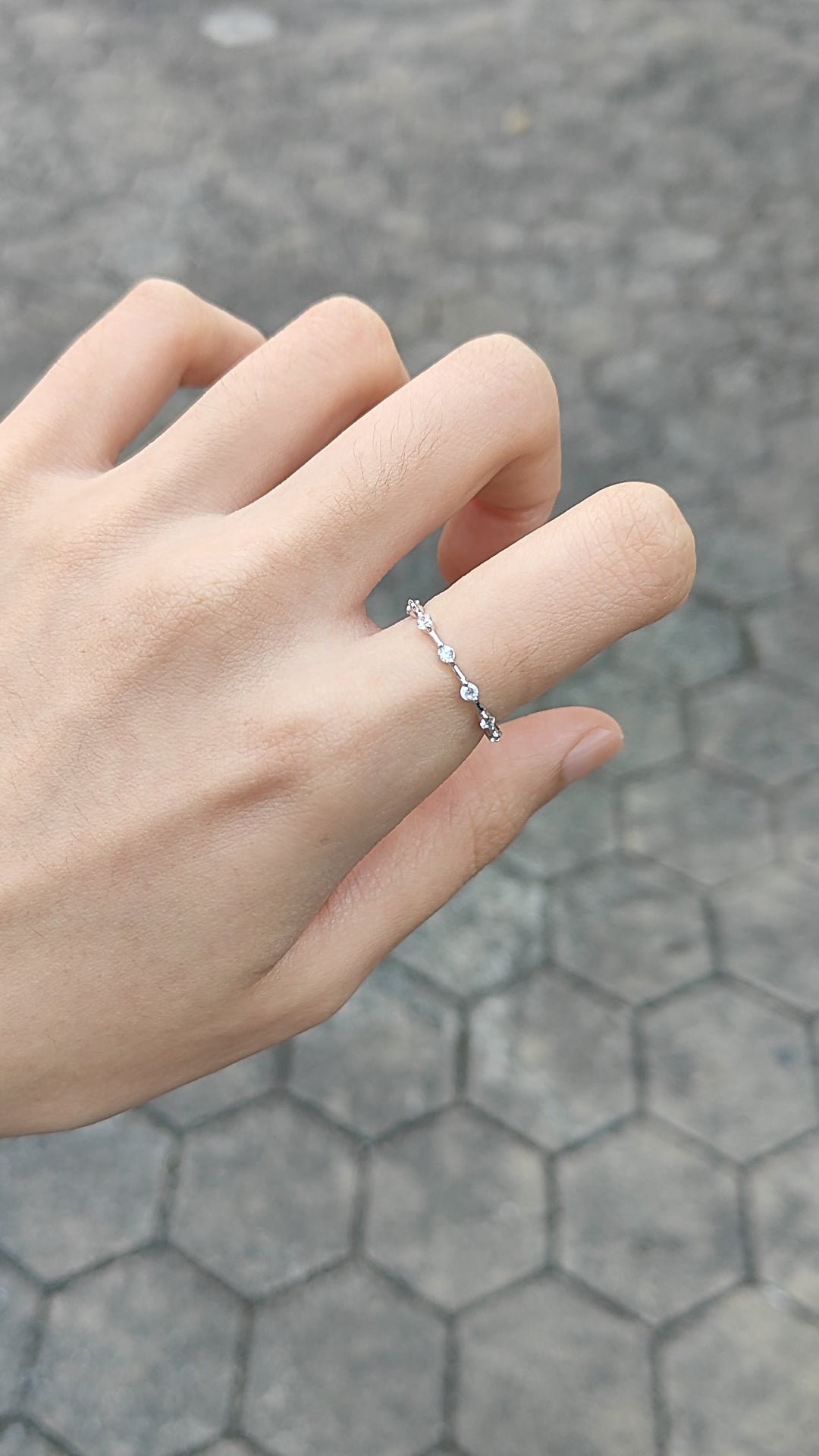 Japanese style personalized star sparkle thin ring