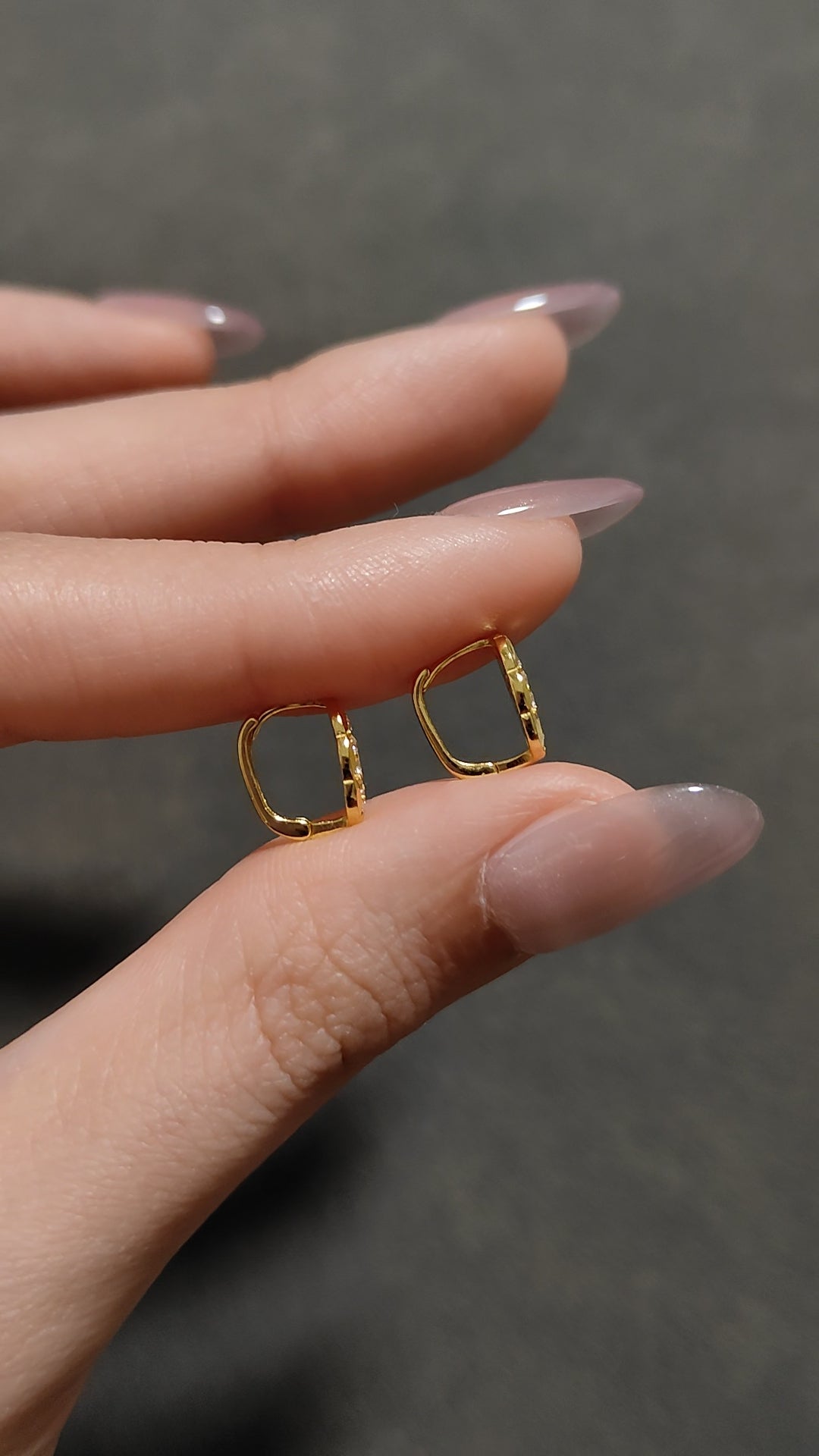 French retro wreath earrings