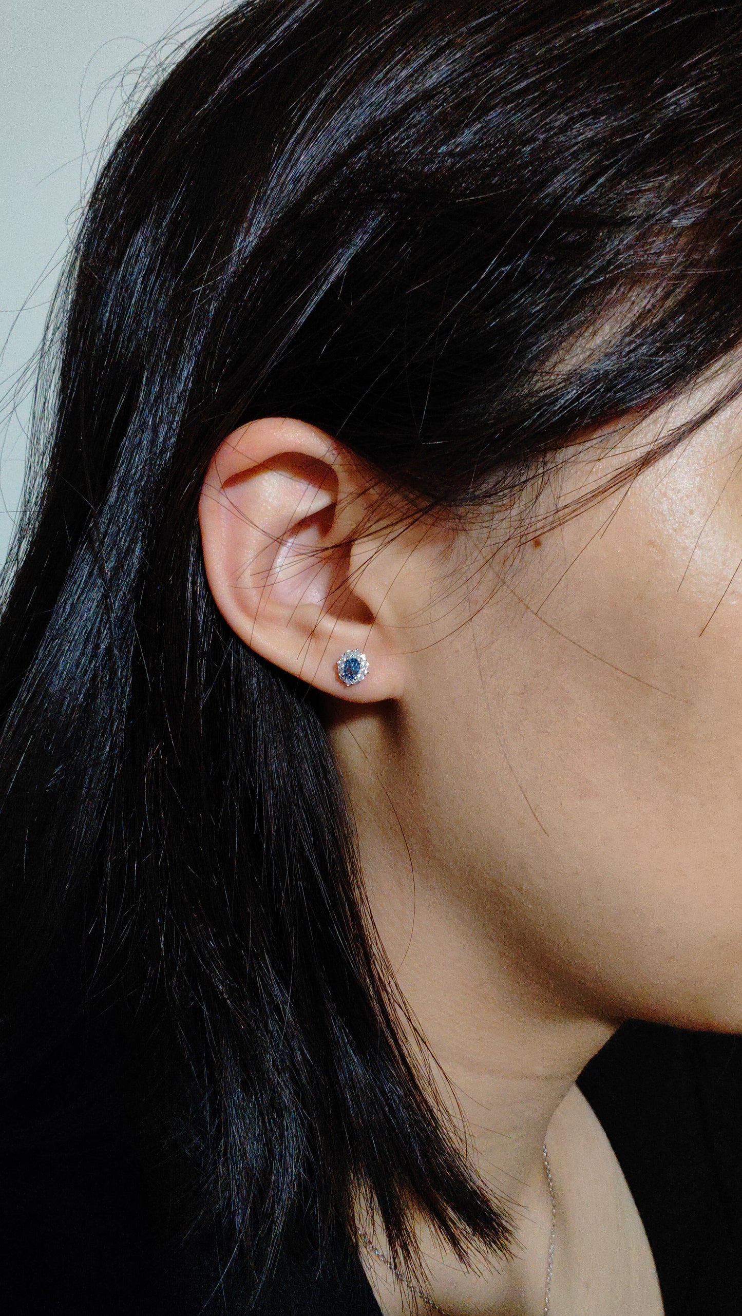 Smoky blue small classic earrings