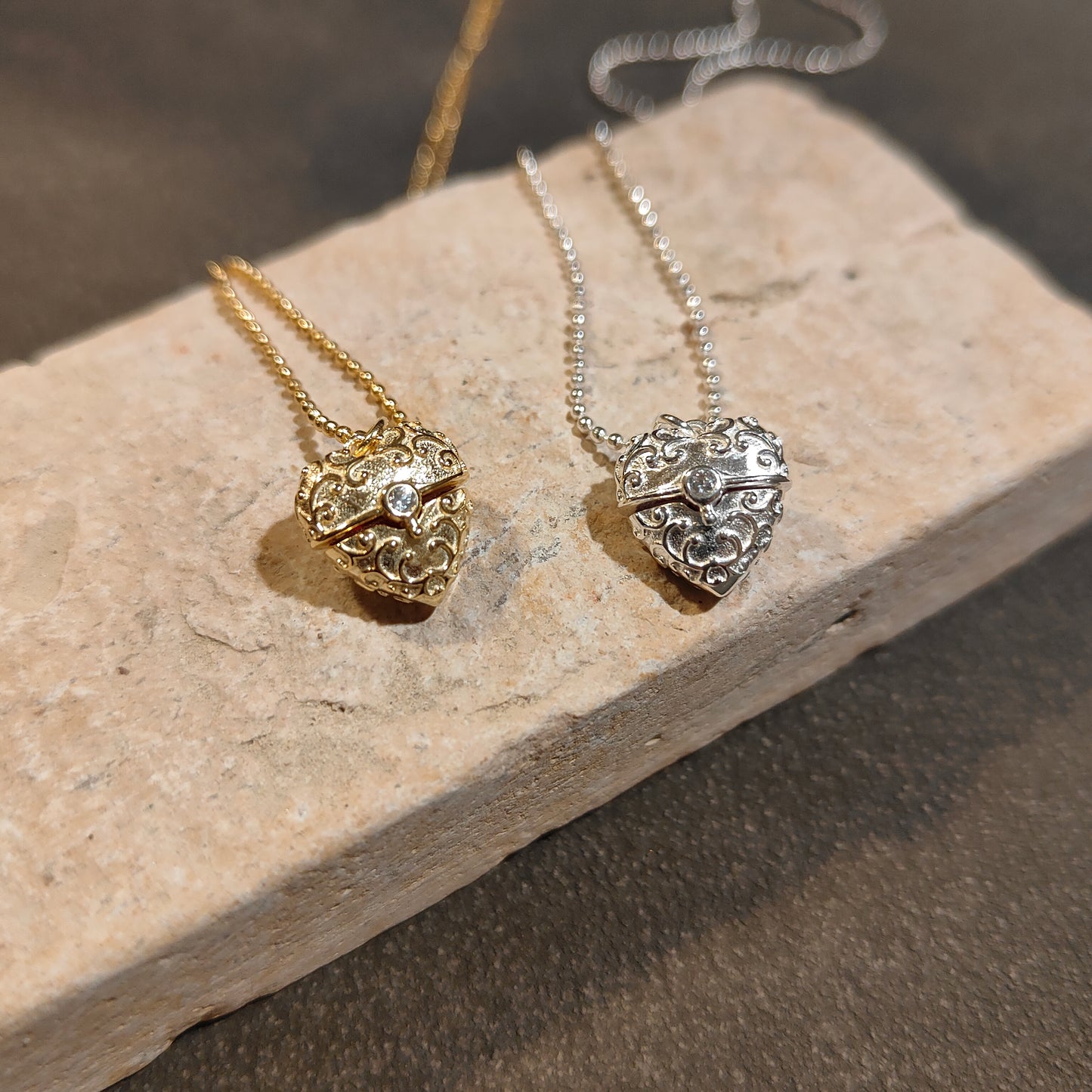 Matte carved heart gift box necklace