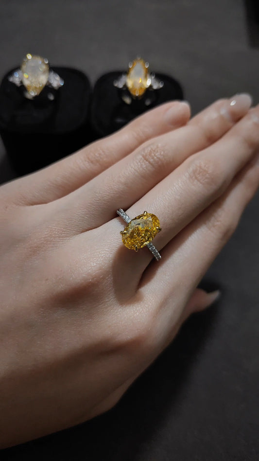 橢圓冰花璀璨黃鑽戒