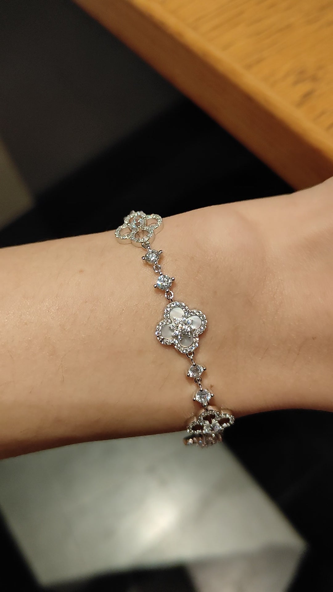 千金風四葉草貝母手鍊